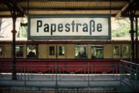 S-Bahnhof Papestra&szlig;e (Vorortbahnsteig), Datum: 03.10.1990, ArchivNr. 16.146